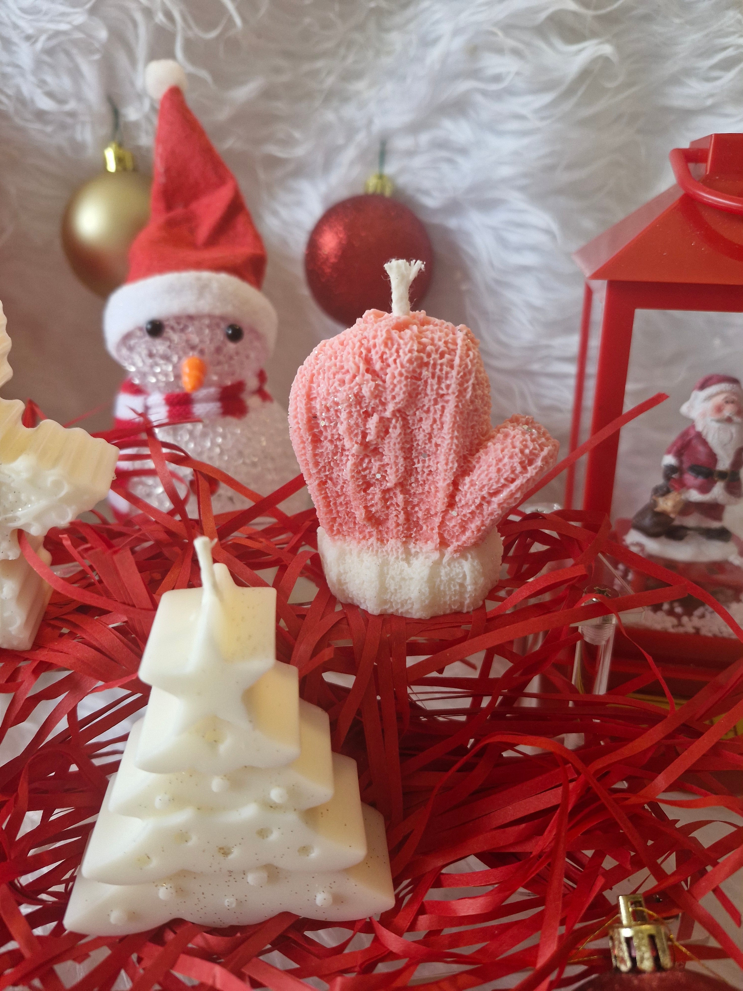 Bougie décorative Noël forme gant cire soja