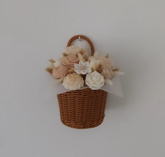 Panier fleuri parfumé à suspendre - Différentes tailles