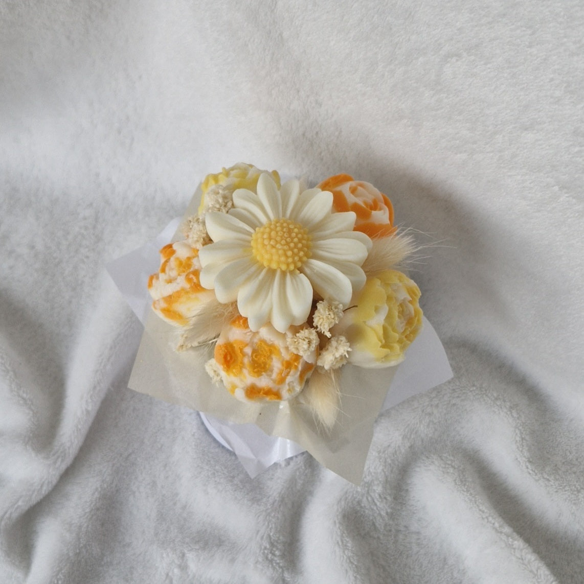 Détails bouquet fleurs en cire